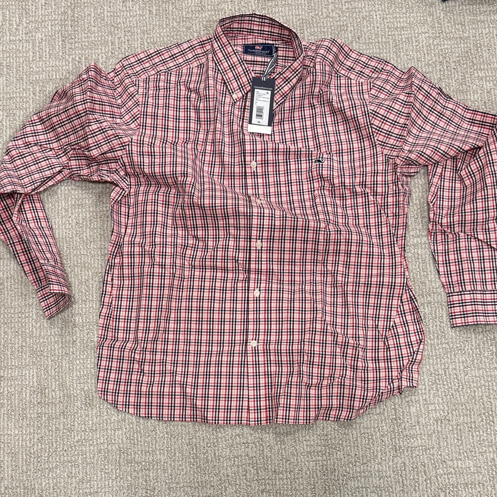 Vineyard Vines Red and Navy Plaid Button-Down Shirt. NWT. Size xl